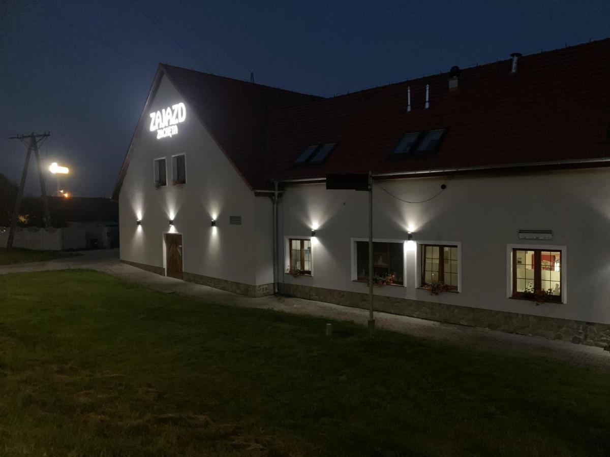 Zajazd Zacheta Kamienna Gora Luaran gambar