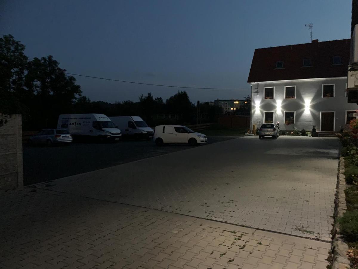 Zajazd Zacheta Kamienna Gora Luaran gambar