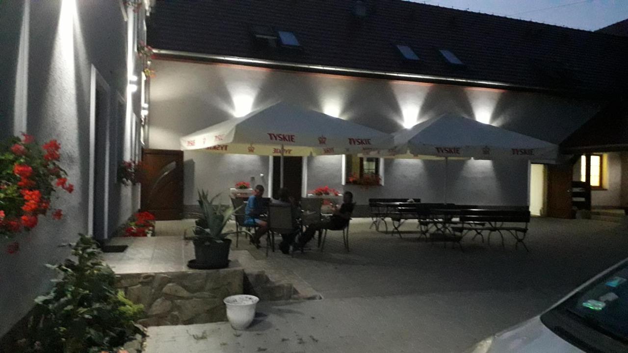 Zajazd Zacheta Kamienna Gora Luaran gambar