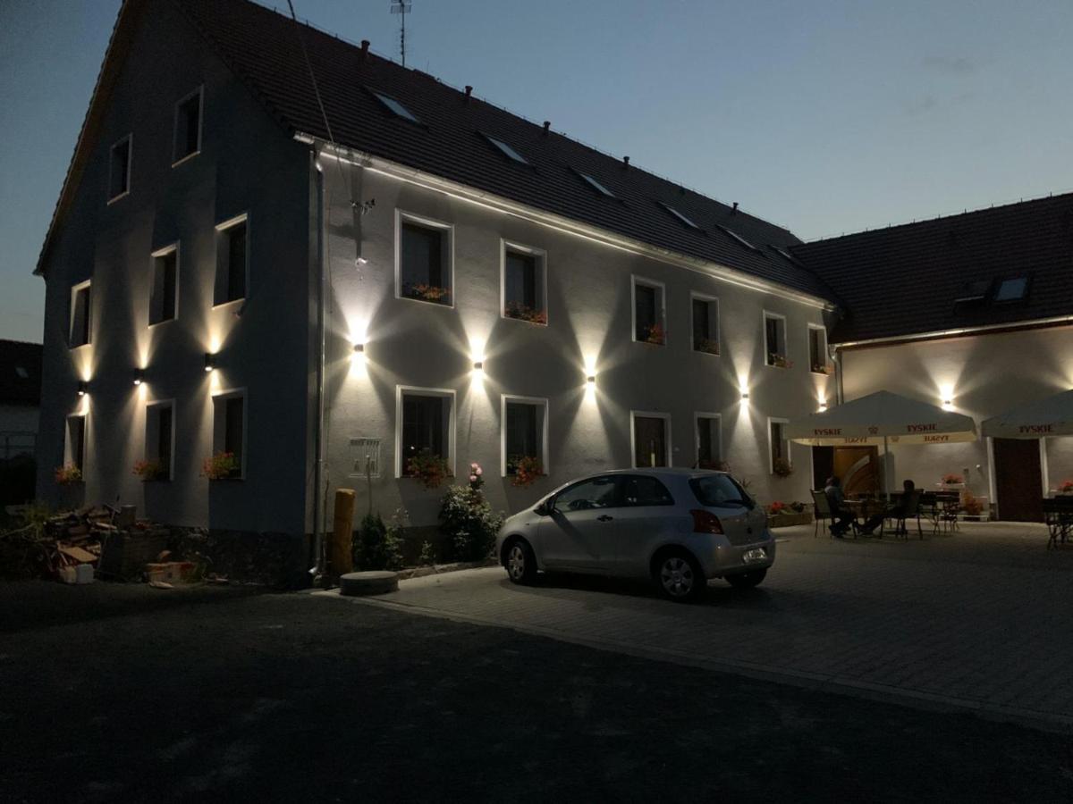 Zajazd Zacheta Kamienna Gora Luaran gambar