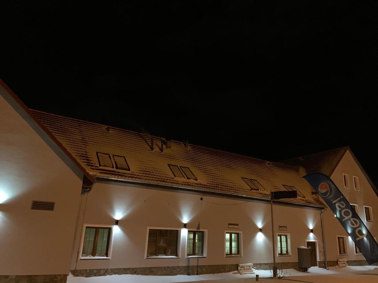 Zajazd Zacheta Kamienna Gora Luaran gambar